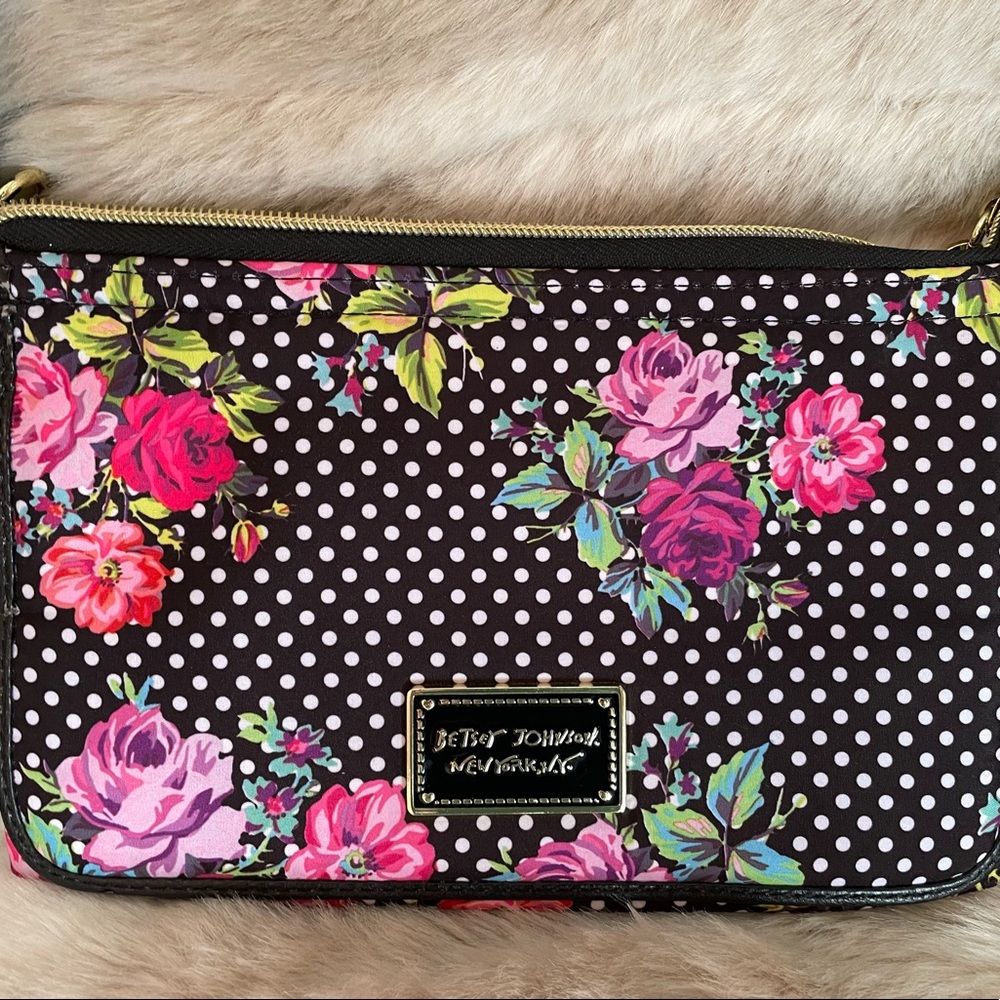 Betsey Johnson Purse Clutch 9” wide x 5 1/2” with 13” strap drop. Pre-Owned.